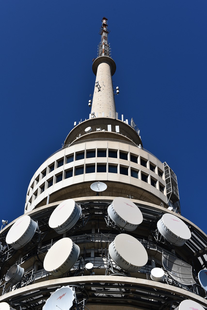 Canberra Telstra Blue Sky Tower  - gerard4170 / Pixabay